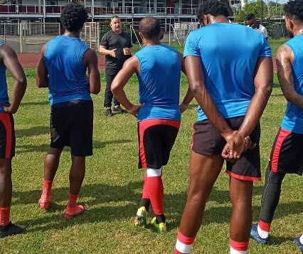 Photo: Normalisation committee chairman Robert Hadad (background) talks to players before a Men’s National Senior Team training session at the Hasely Crawford Stadium on 20 November 2020. (via TTFA Media)