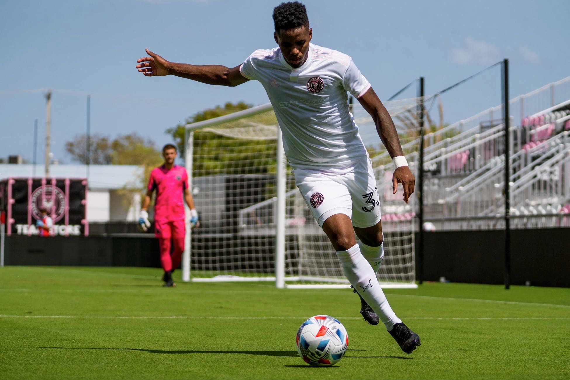 Joevin Jones playing for the White Heron team during Inter Miami's final intrasquad scrimmage before the start of the 2021 season.