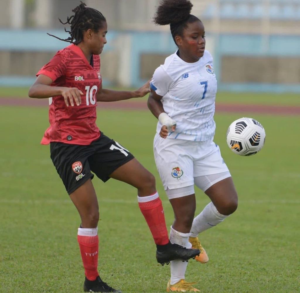T&T's Michelle Decourcy (L) battles for the ball with Panama's Deysire Salazar during the international friendly, at the Ato Boldon Stadium, Couva, on Monday. The match ended 1-1. - via TTFA Media
