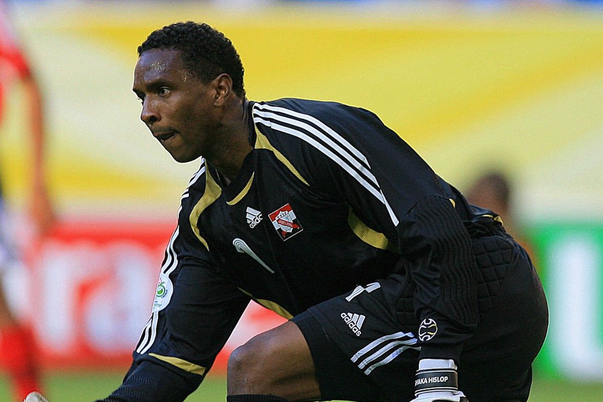 Trinidad and Tobago's goalkeeper Shaka Hislop throws the ball during the 2006 World Cup group B football game Trinidad and Tobago vs. Sweden, 10 June 2006 at Dortmund stadium. AFP PHOTO / ODD ANDERSEN (Photo credit should read ODD ANDERSEN/AFP via Getty Images)
