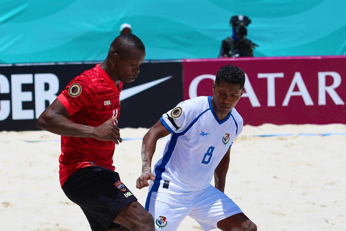Kareem Perry (left) scored Trinidad and Tobago's lone goal in a 2-1 defeat to Panama at the 2023 Concacaf Beach Soccer Championship.